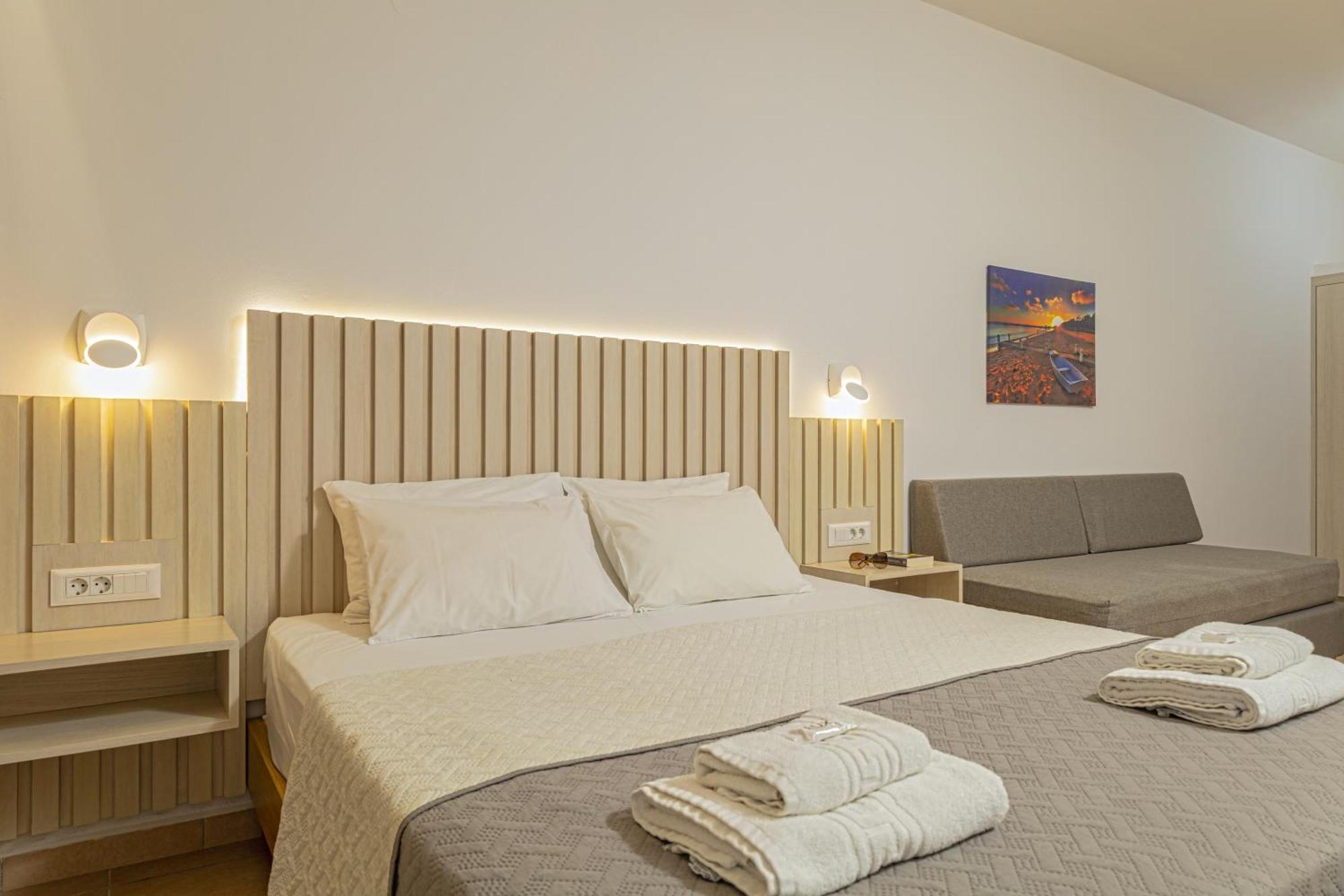 קאטו דרטסו Theos Village Apartments מראה חיצוני תמונה