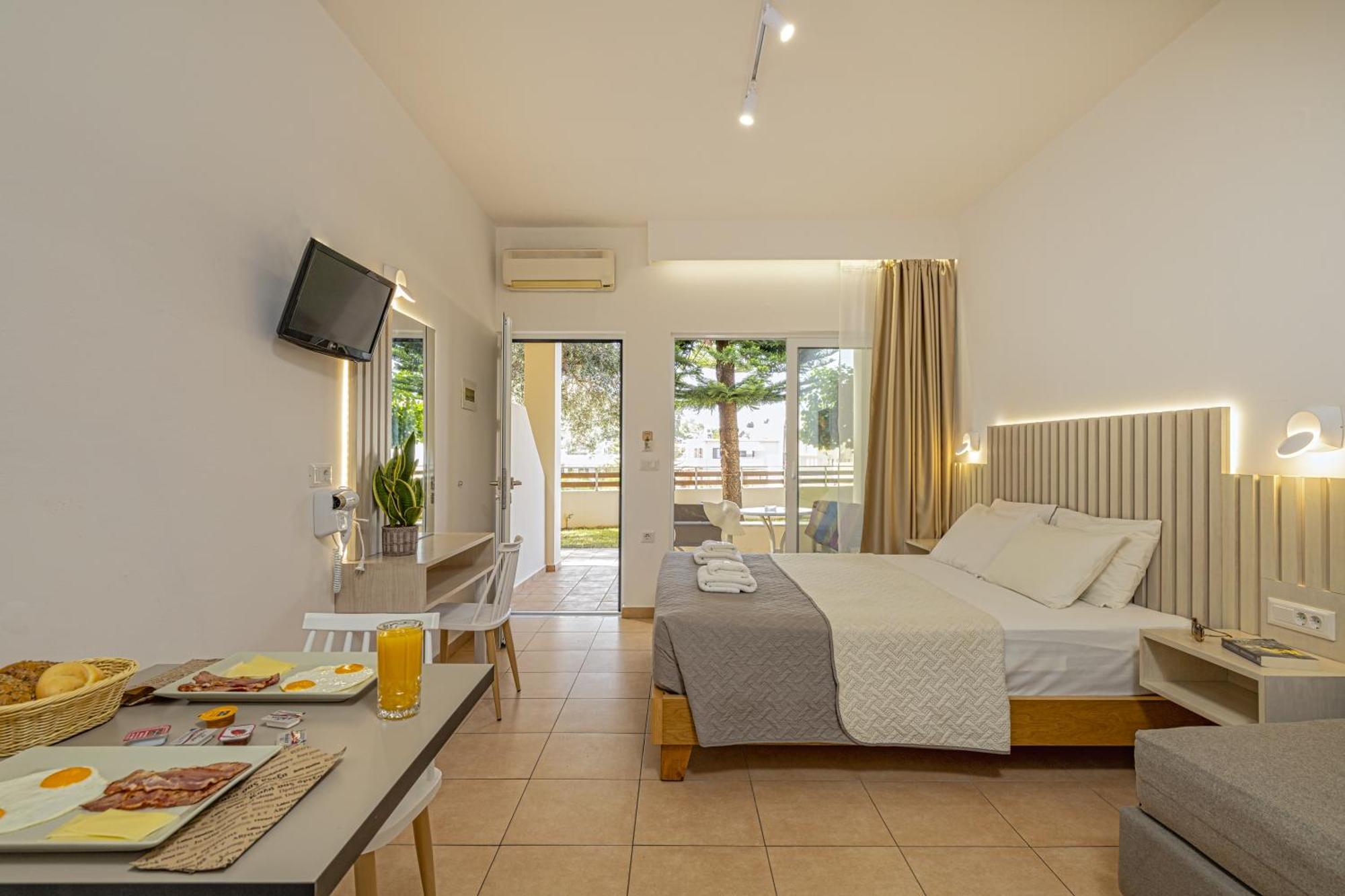 קאטו דרטסו Theos Village Apartments מראה חיצוני תמונה